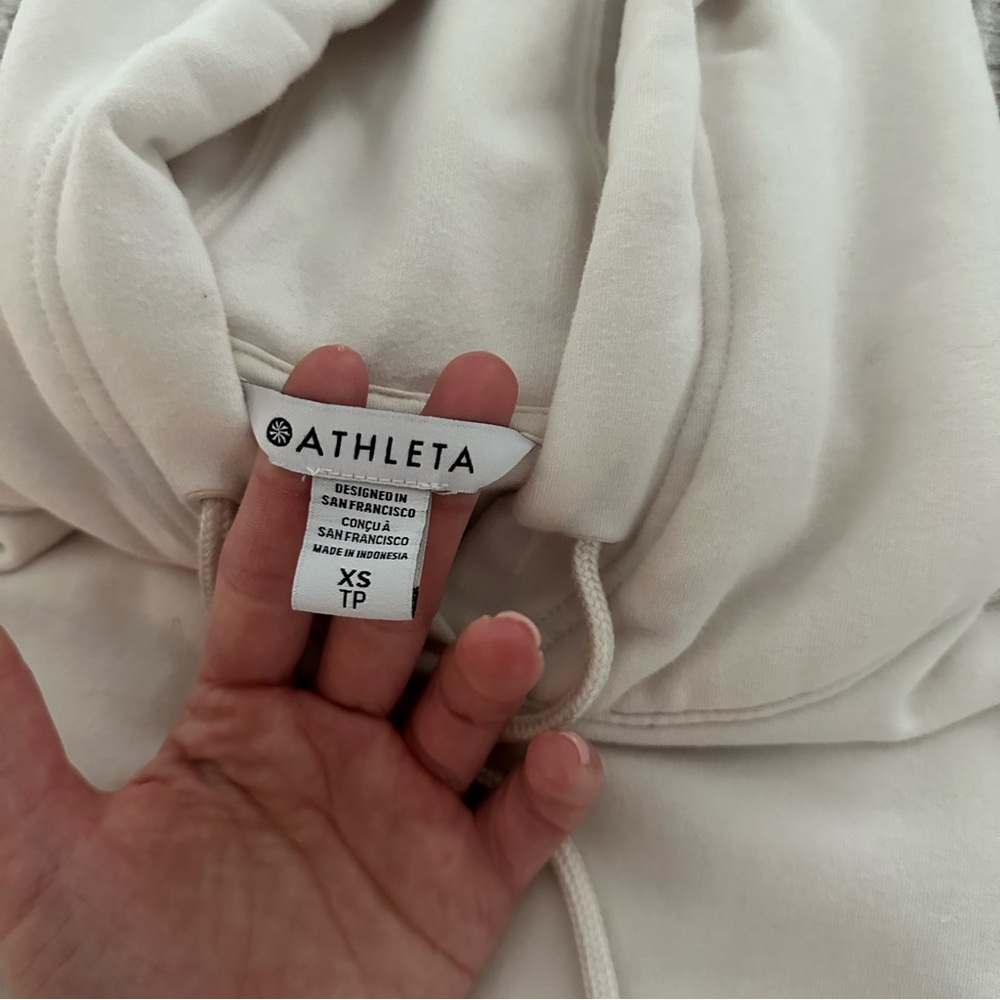 Athleta Women's Retroplush Cocoon Hoodie - Picture 6 of 8